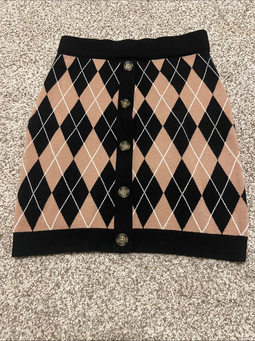 Versona Black and Tan Argyle Button-Front Mini Skirt